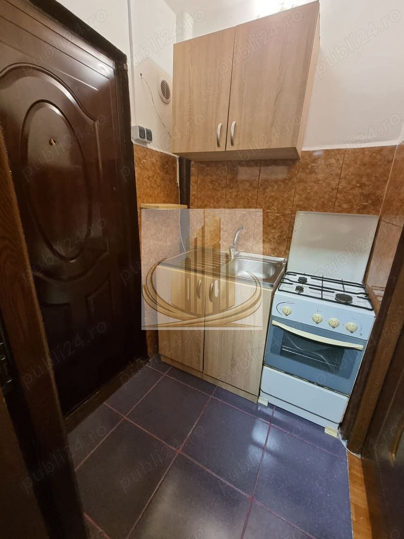 De Inchiriat Garsoniera 16mp zona UMT - Poză 1