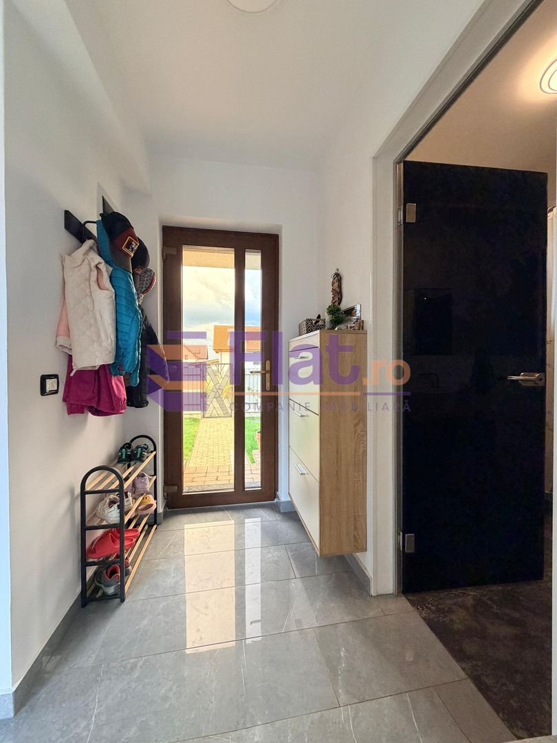 Casă de închiriat – 3 camere, Cartier Izvor, Tărlungeni - Poză 16