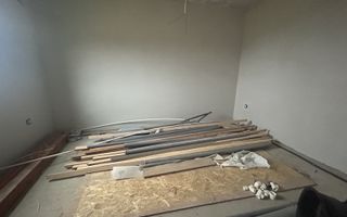 Casa la gri in Onesti - Poză 3