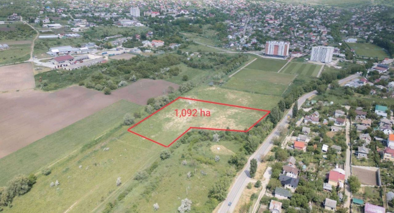 Teren pentru construcție (1.092 ha) în com. Ghidighici mun. Chișinău - Poză 1