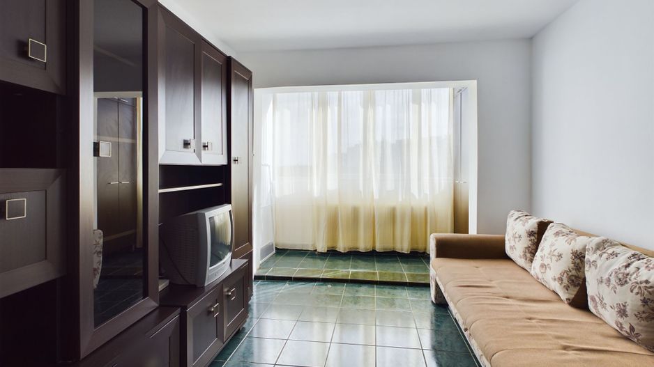 Apartament cu 3 camere în Vlaicu de închiriat - Poză 10