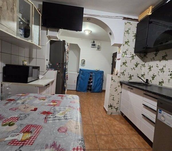 Apartament 3 camere Aparatorii Patriei - Poză 7
