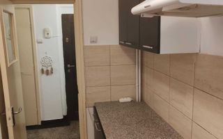 Apartament 2 camere de vânzare în Podu Roș, etaj 1, semidecomandat - Poză 2