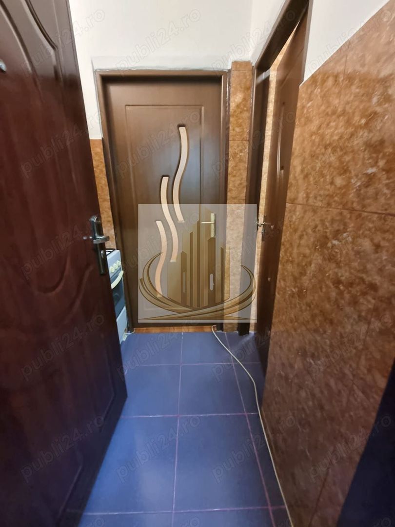 De Inchiriat Garsoniera 16mp zona UMT - Poză 4