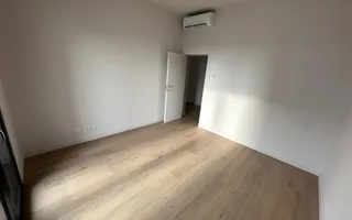 Penthouse - Poză 12
