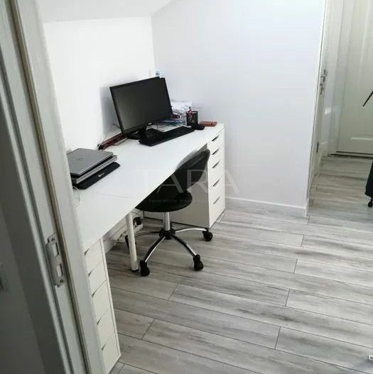 Apartament cu 3 camere de vânzare,  Central Apahida. - Poză 6