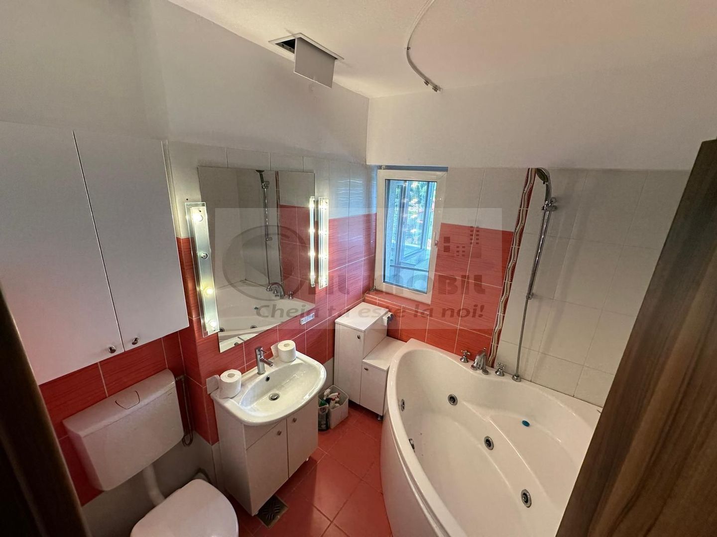 Apartament 3 camere, 2 bai, 93.57 mp, Bloc 2009 + Loc de parcare ! - Poză 6