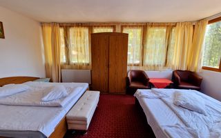 Pensiune de vânzare I Predeal | Teren 600 mp | 14 dormitoare I 12 bai - Poză 6