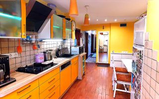 3 camere | 90 mp | 2 băi | Garaj | Mobilat și utilat modern - Poză 3