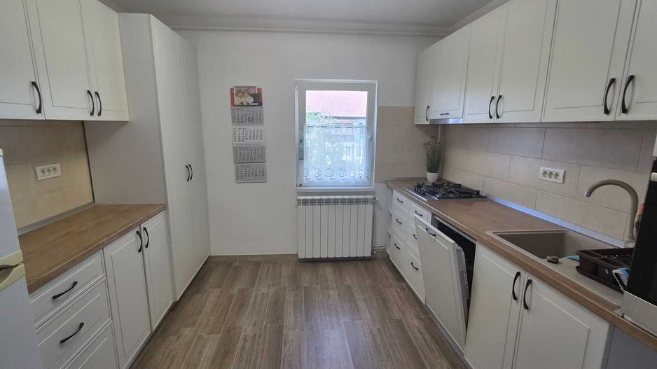 CENTRUL ORASULUI, 2 CAMERE, APARTAMENT SEMIDECOMANDAT - Poză 7