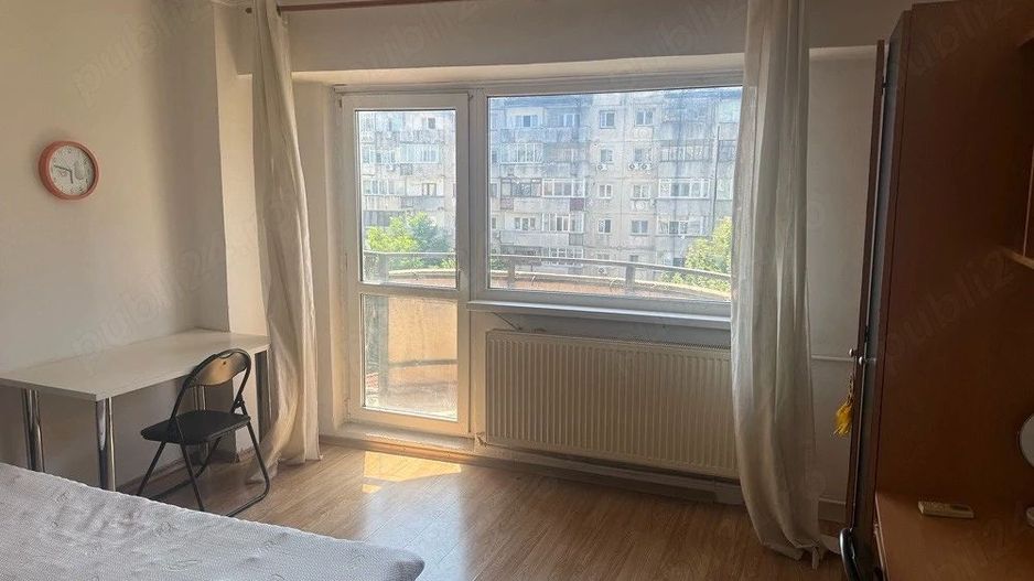 De Închiriat: Garsonieră Decomandată– Zona Tineretului - Poză 1