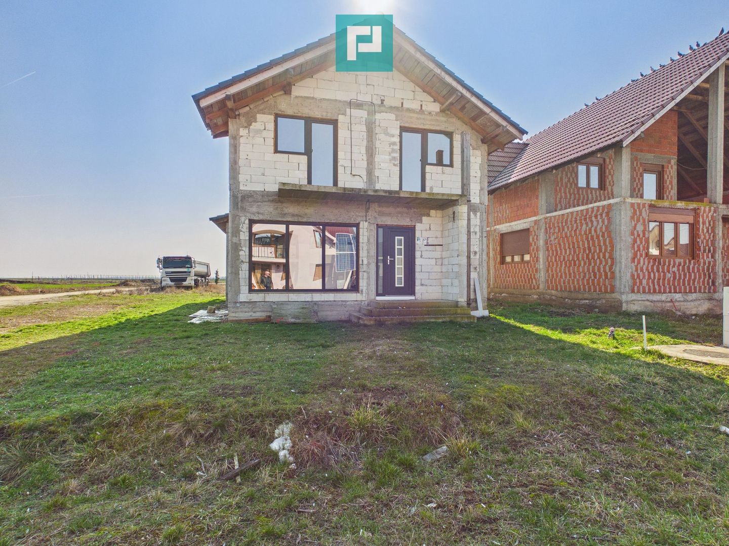 Casă nouă, finisată interior, 130mp utili Curtici - Poză 17