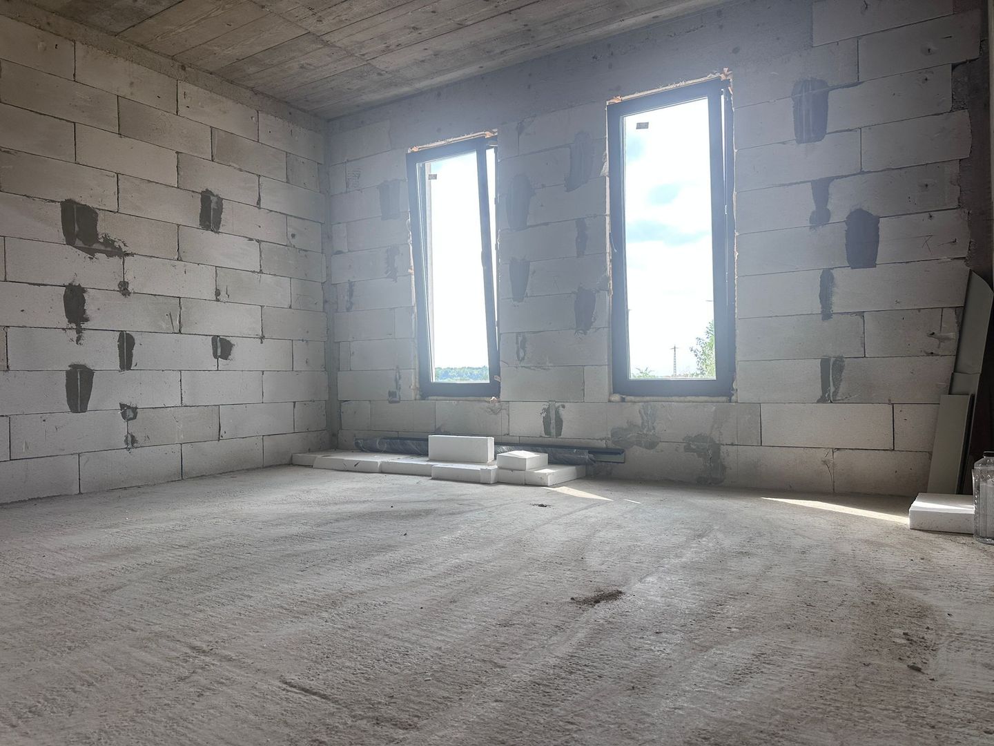 Vanzare casă nouă, modernă în Dragomiresti, la 10 minute de Târgoviște - Poză 6