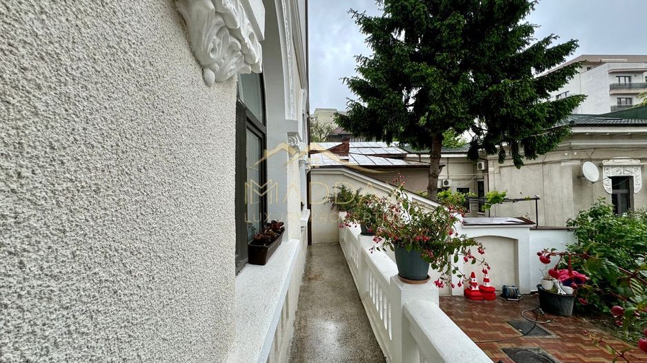Spatiu de birouri in Vila Interbelica ***104mp utili***// Victoriei - Poză 5