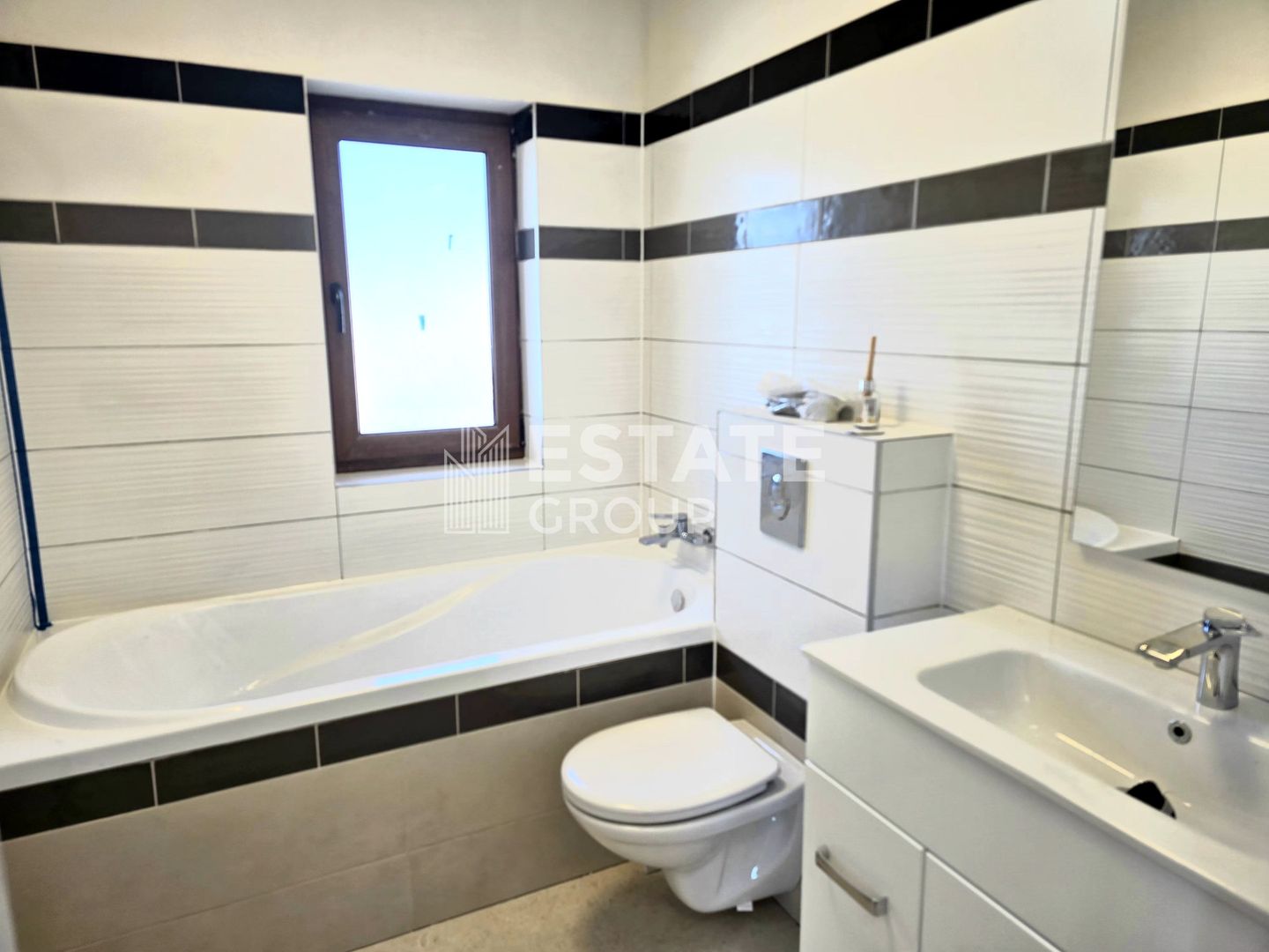 Duplex cu 5 camere in Dumbravita - Poză 10