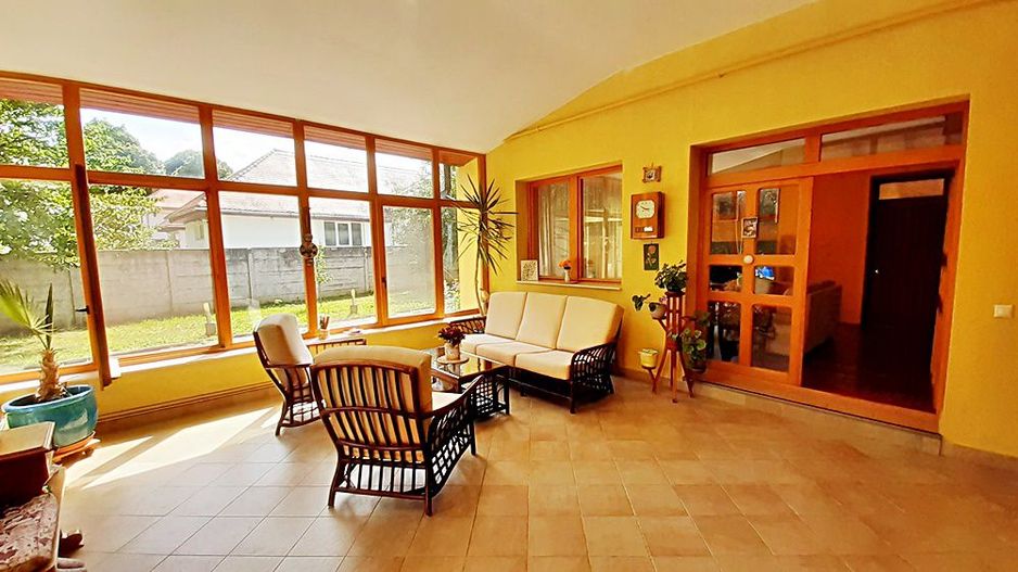 Vanzare casa saseasca renovata total, la 7 Km de Brasov - Poză 15