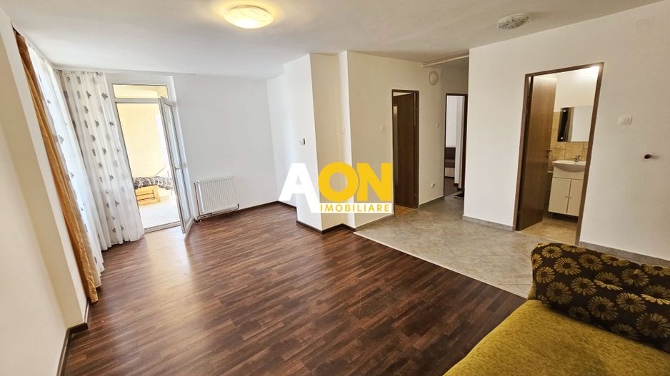Apartament 3 camere, etaj 2, zona ultracentrala - Poză 1