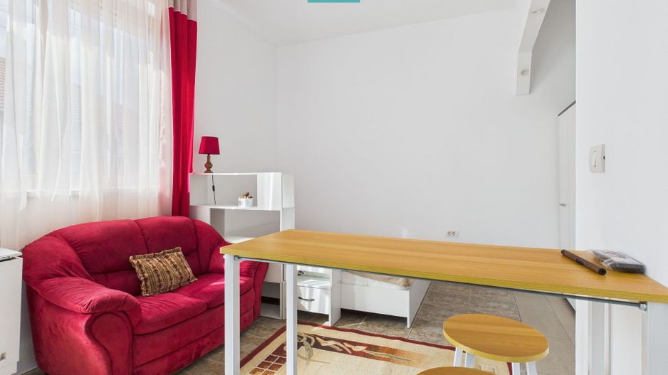 Apartament cochet și modern la casă în Grădiște - Poză 4