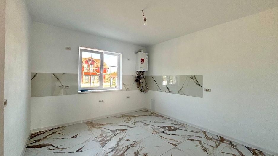 Duplex -4 camere - toate utilitatile - Sag - Poză 3