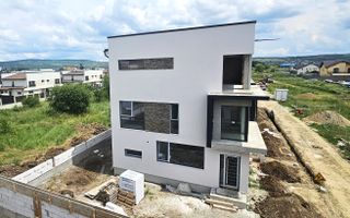 Casa Selimbar, Sibiu 3 dormitoare, 3 bai, terasa - Poză 12