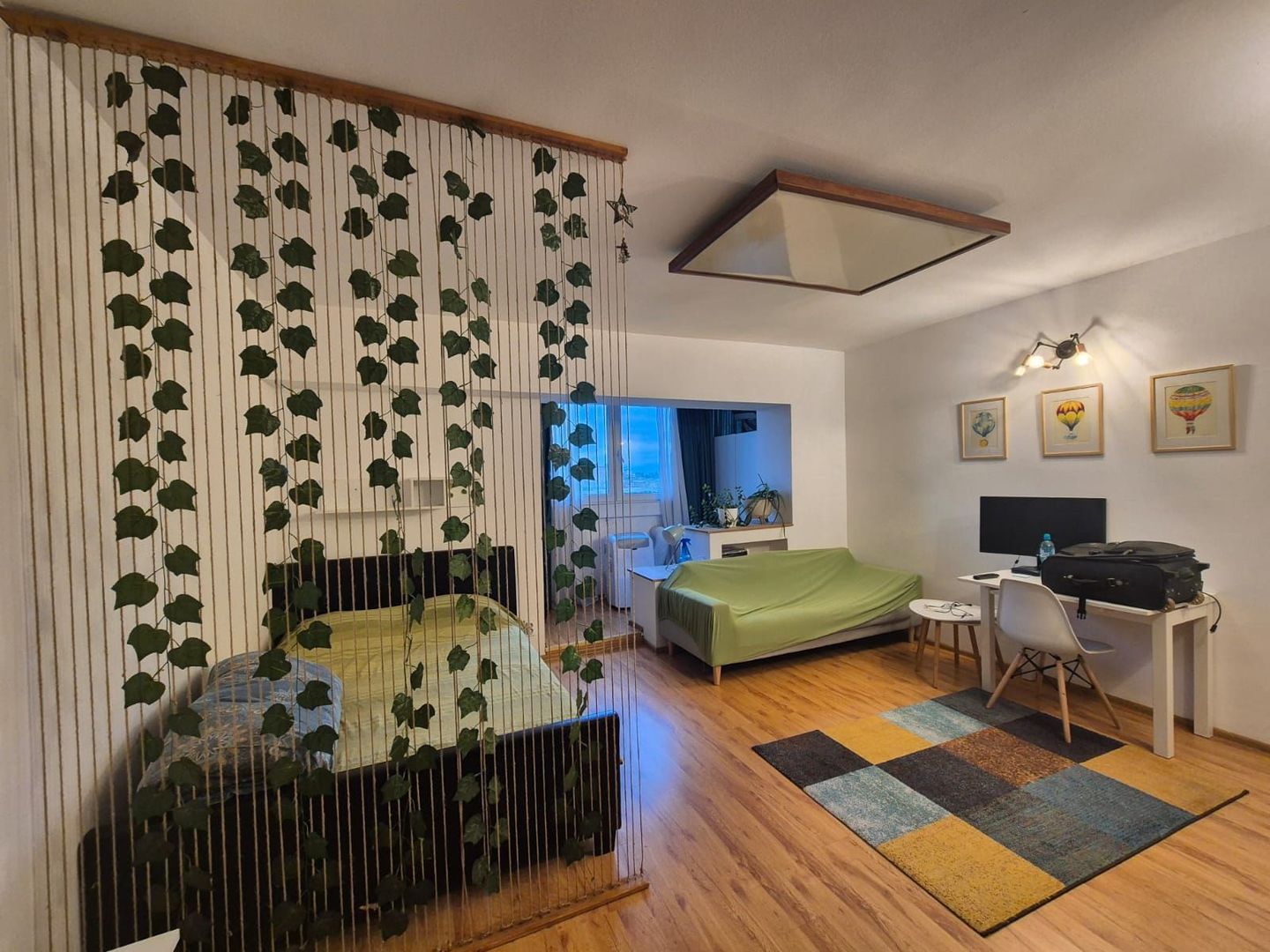 Intrare Racadau, garsonieră mobilată si utilată - Poză 1