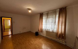 Apartament 2 camere decomandat, etaj 1 – Aleea Dobrogei - Poză 1