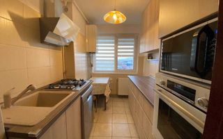 🏡 Apartament 3 camere decomandat, 65 mp – Zona Libertății, Târgu Mure - Poză 3