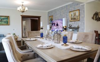 Casa deosebita cu 4 camere,  228 mp, Brașov - Cartierul Stupini - Poză 13