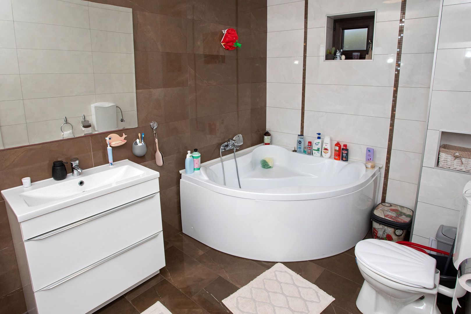 Vilă P+M, Clujului, 190 mp, teren 520 mp, singur în curte. 230 000 E - Poză 41