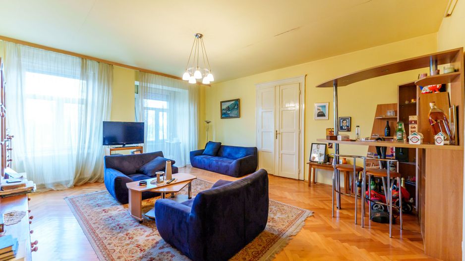 Apartament 3 camere spațios ultracentral, cu vedere la parcul Eminescu - Poză 4