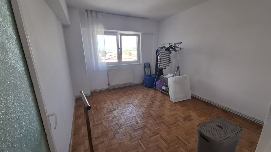Apartament 2 Cam 9 mai zona Catedralei - Poză 4