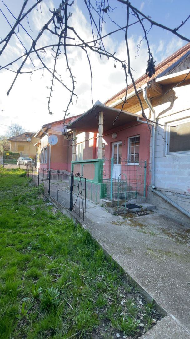 Casă de vanzare in unirea - Poză 3