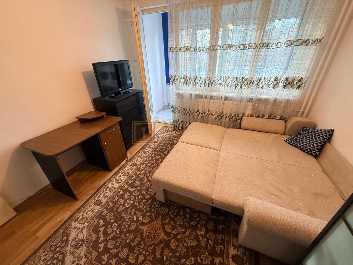 2 camere, 300 m Facultatea de MEDICINA, ideal pentru studenti, centrala proprie - Poză 4