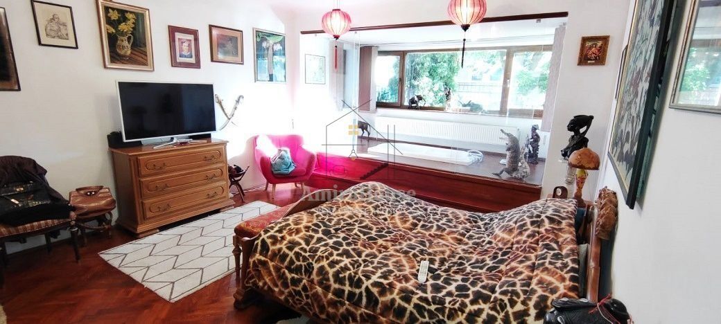 Apartament 3 camere de 98 mp cu curte de 150 mp, Andrei Muresanu - Poză 3