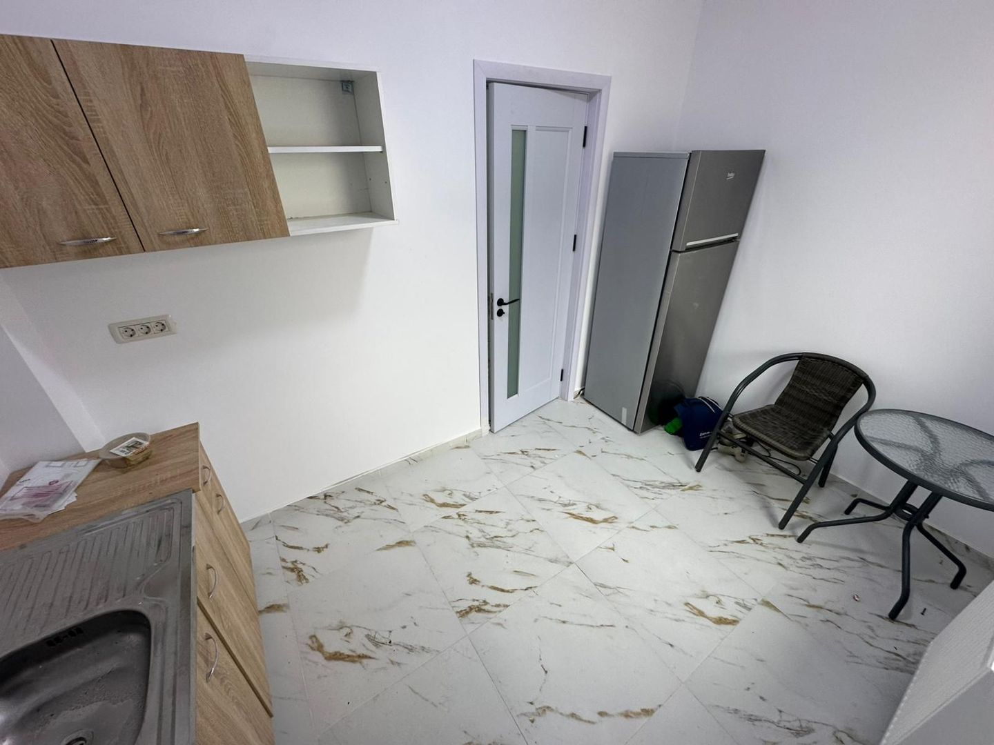 GARSONIERA STEJARULUI, BLOC NOU, CENTRALA TERMICA, PARTIAL MOBILAT - Poză 3