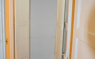 De vanzare apartament 2 camere, Centru - Poză 4