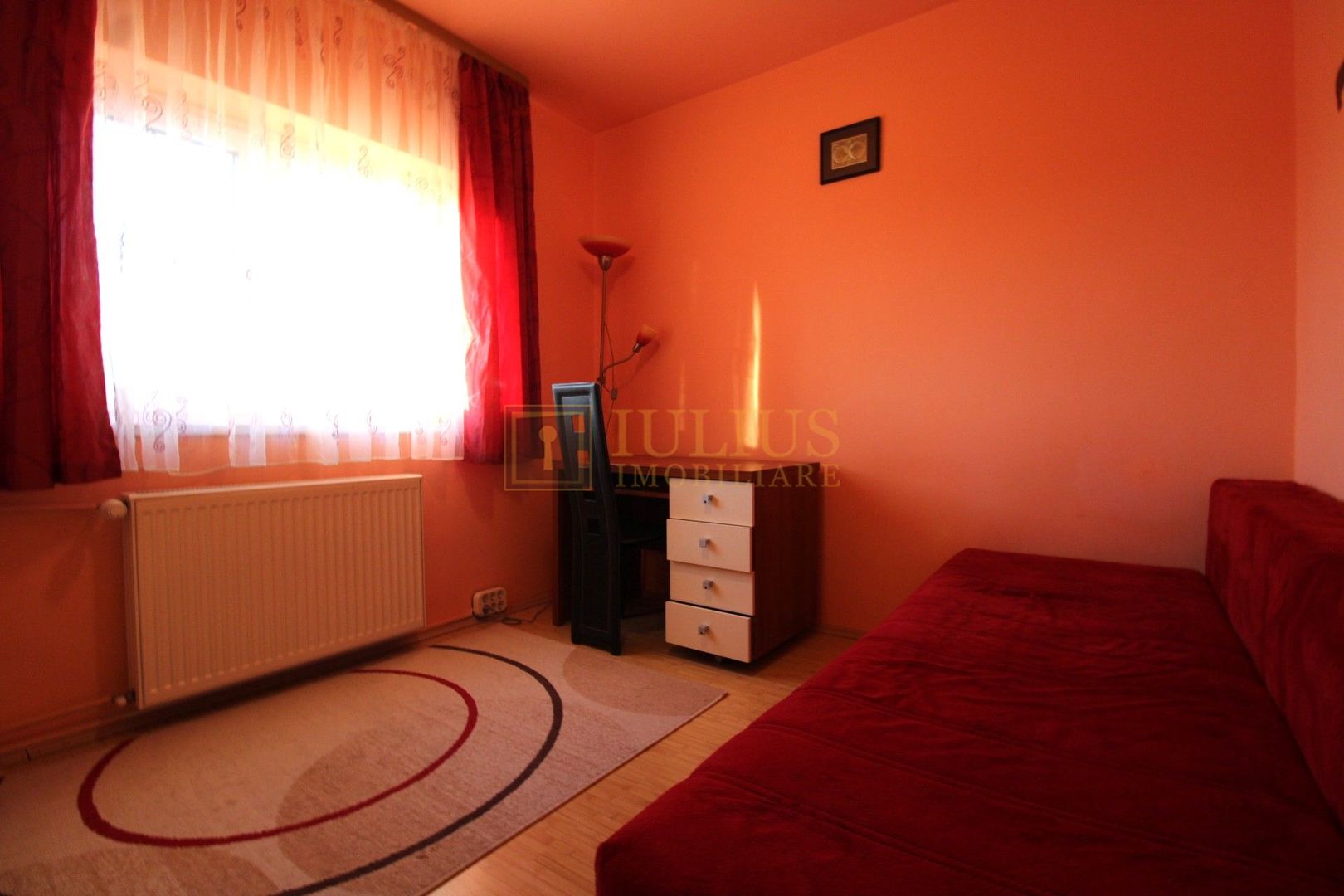 3 camere + 2 bai, centrala proprie. zona Aradului. - Poză 15