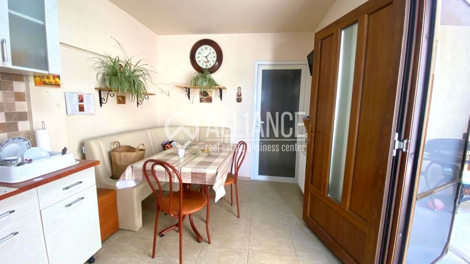Valu lui Traian(COD 07) - Casă P+M  5 camere zona Penny - Poză 14