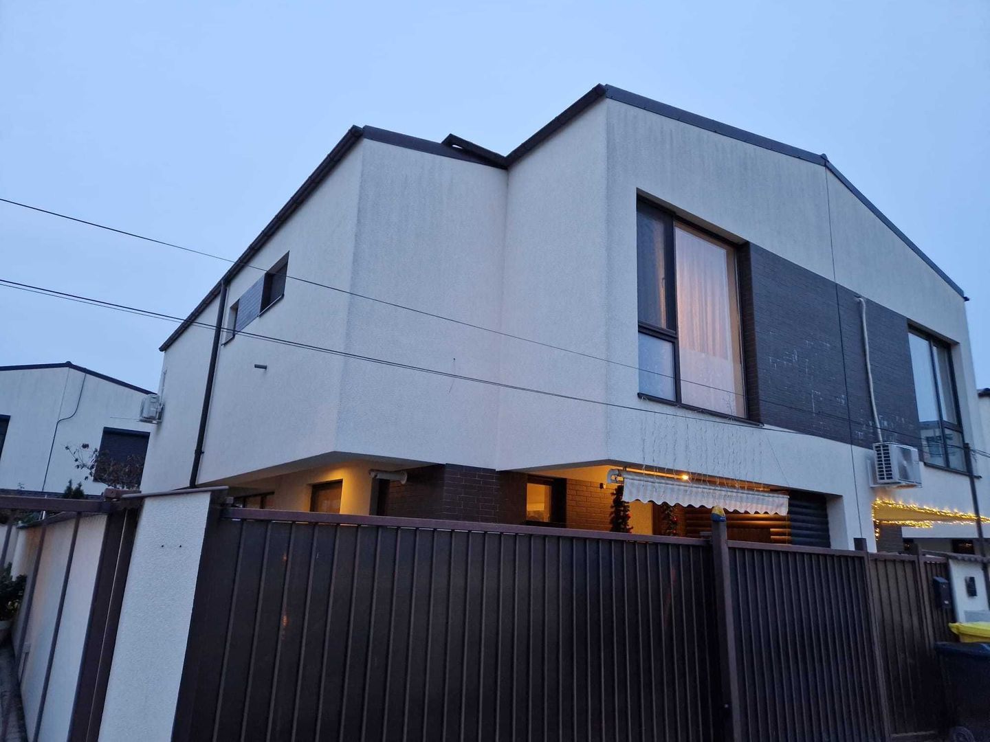 Vila moderna Otopeni 23 august, TOATE UTILITATILE, 0% comision - Poză 8