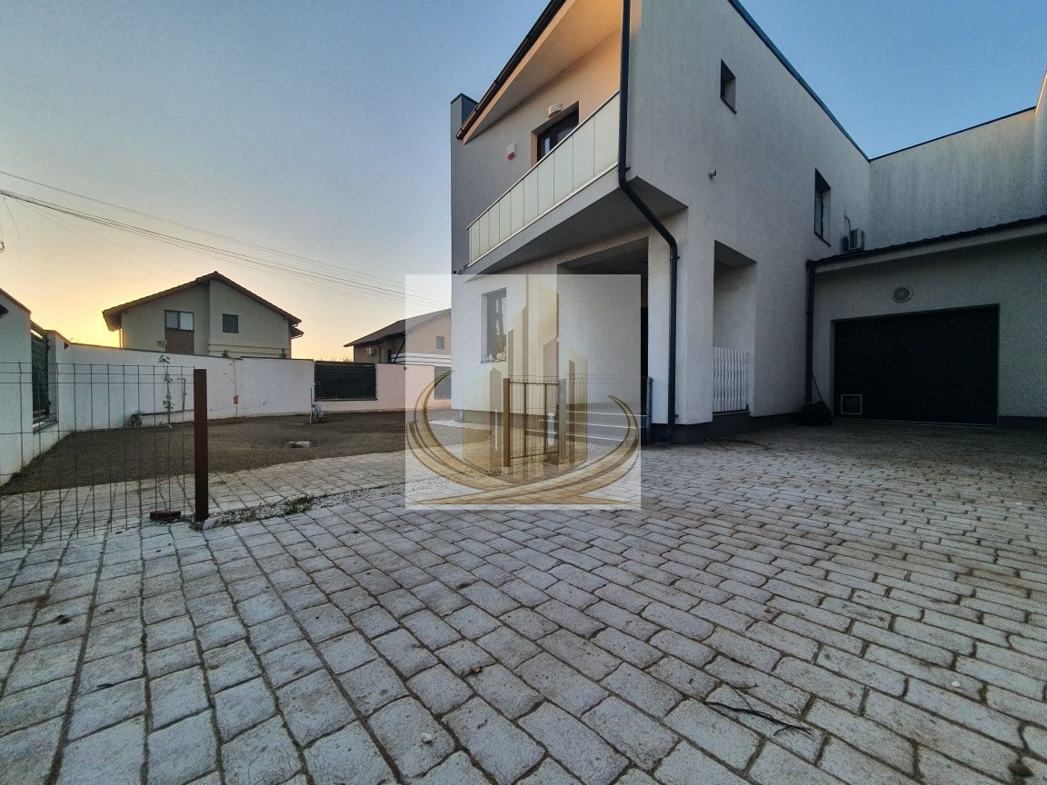 Casă modernă cu teren generos și garaj – Dumbrăvița - Poză 7