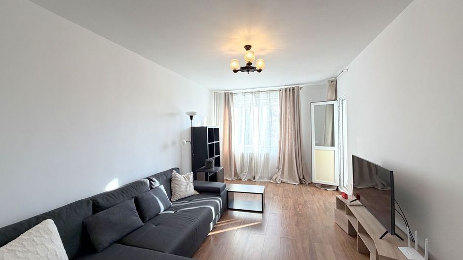 3 camere etaj 3 Stefan cel Mare-Polona - Poză 3