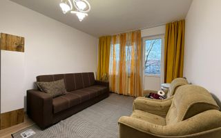 Apartament 2 camere | Etaj 3 | Balcon | Zona Centrala - Poză 1