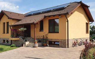 Casa parter+demisol, 1200 mp teren, pretabila pt 2 familii, Sard - Poză 3