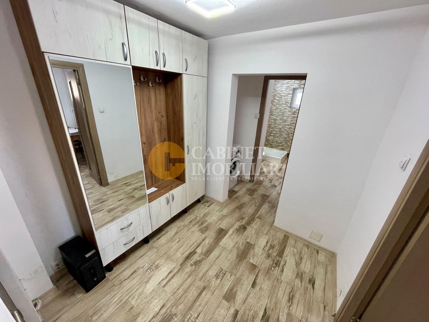 Tatarasi - 2 camere - DECOMANDAT - etaj 1 - bloc 1982 - geam la baie - Poză 6