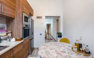 Casă / Vilă cu 4 camere de vânzare în Bucuresti - Poză 8