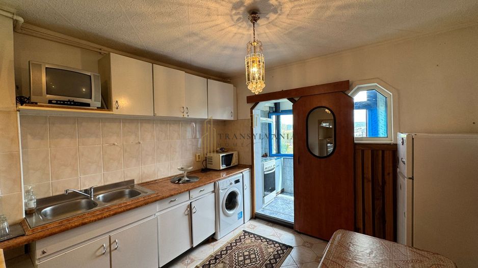 Apartament 2 camere decomandat, etaj intermediar, Cartier Vasile Aaron - Poză 6