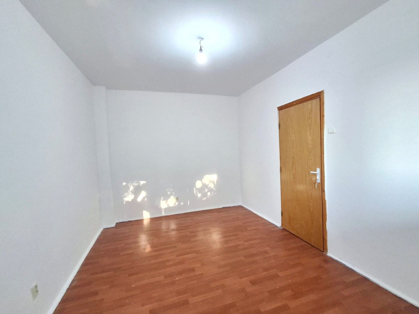 De Vanzare Apartament 2 Camere zona Doamna Ghica - Poză 5
