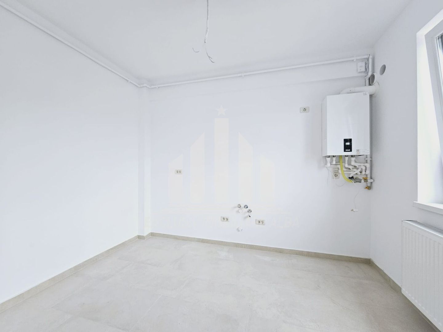 Apartament cu 3 camere decomandate, Alba-Micesti - Poză 4