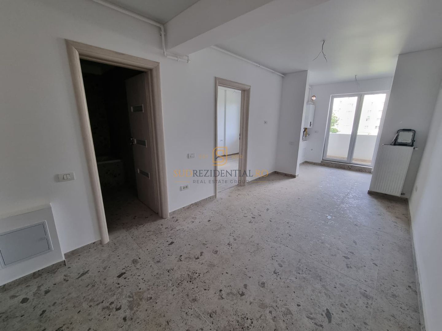 Apartament 2 camere | Mutare imediată si finisat complet, acces metrou - Poză 1