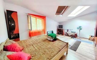 Apartament cu 3 camere în Plopilor, spațiu generos, lumină și liniște. - Poză 4